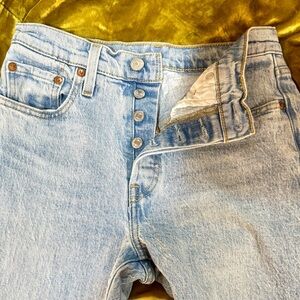 Levi’s 501 S skinny Jean